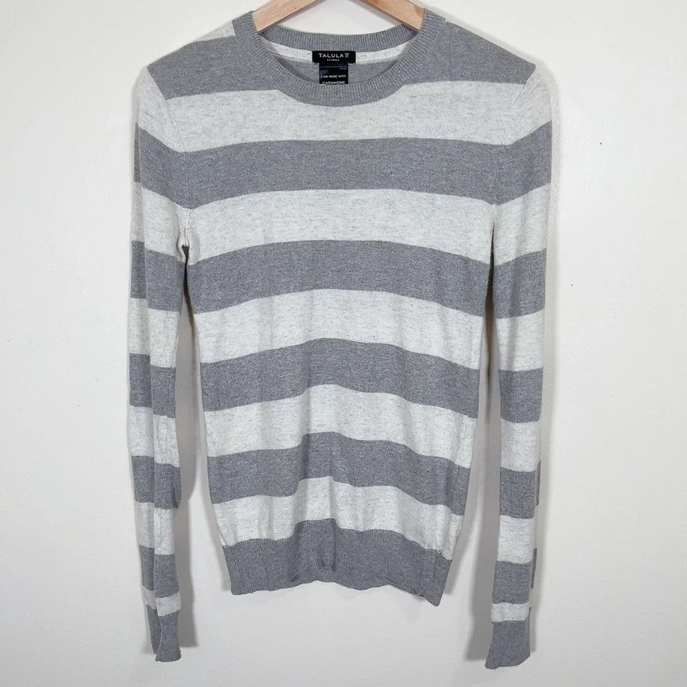 Aritzia Talula Soft Cashmere Rabbit Hair Blend Sweater